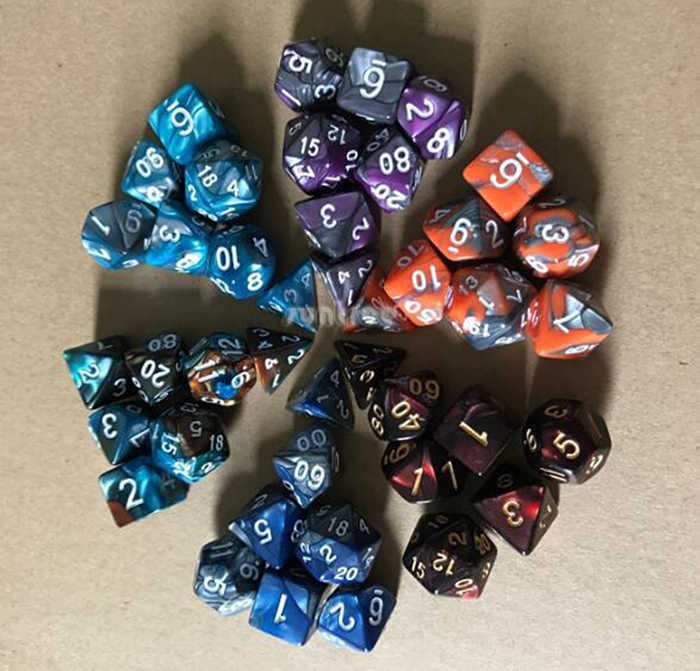 custom dice set -18